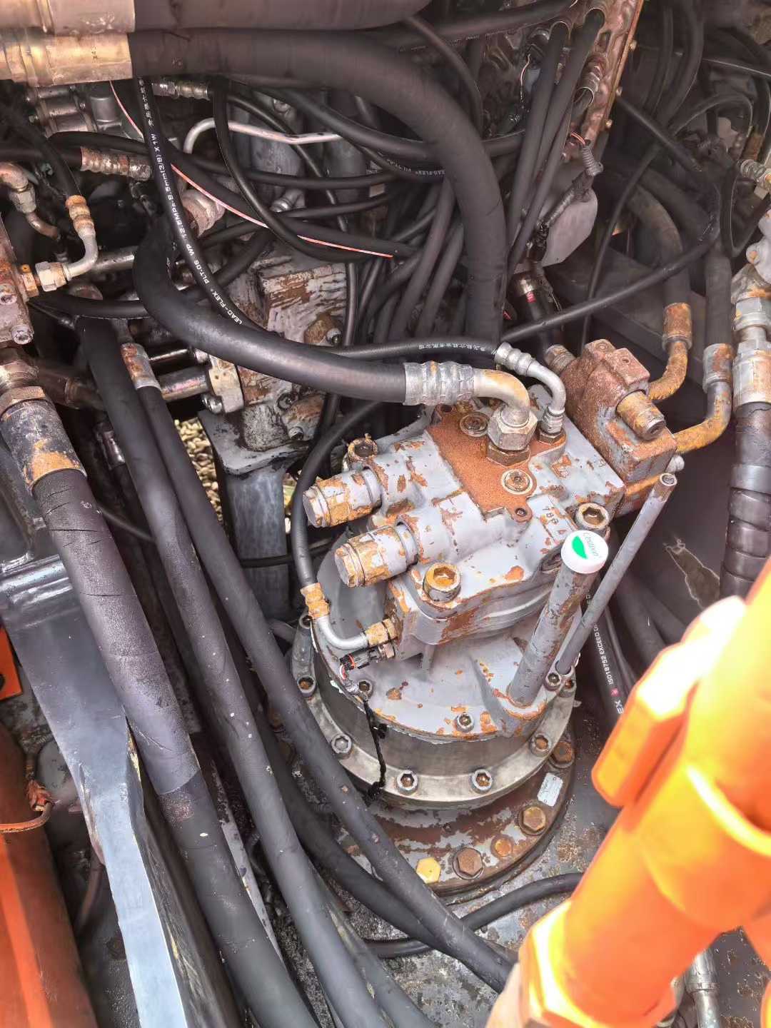 Used Hitachi EX200 Excavator 2016 Model / 8