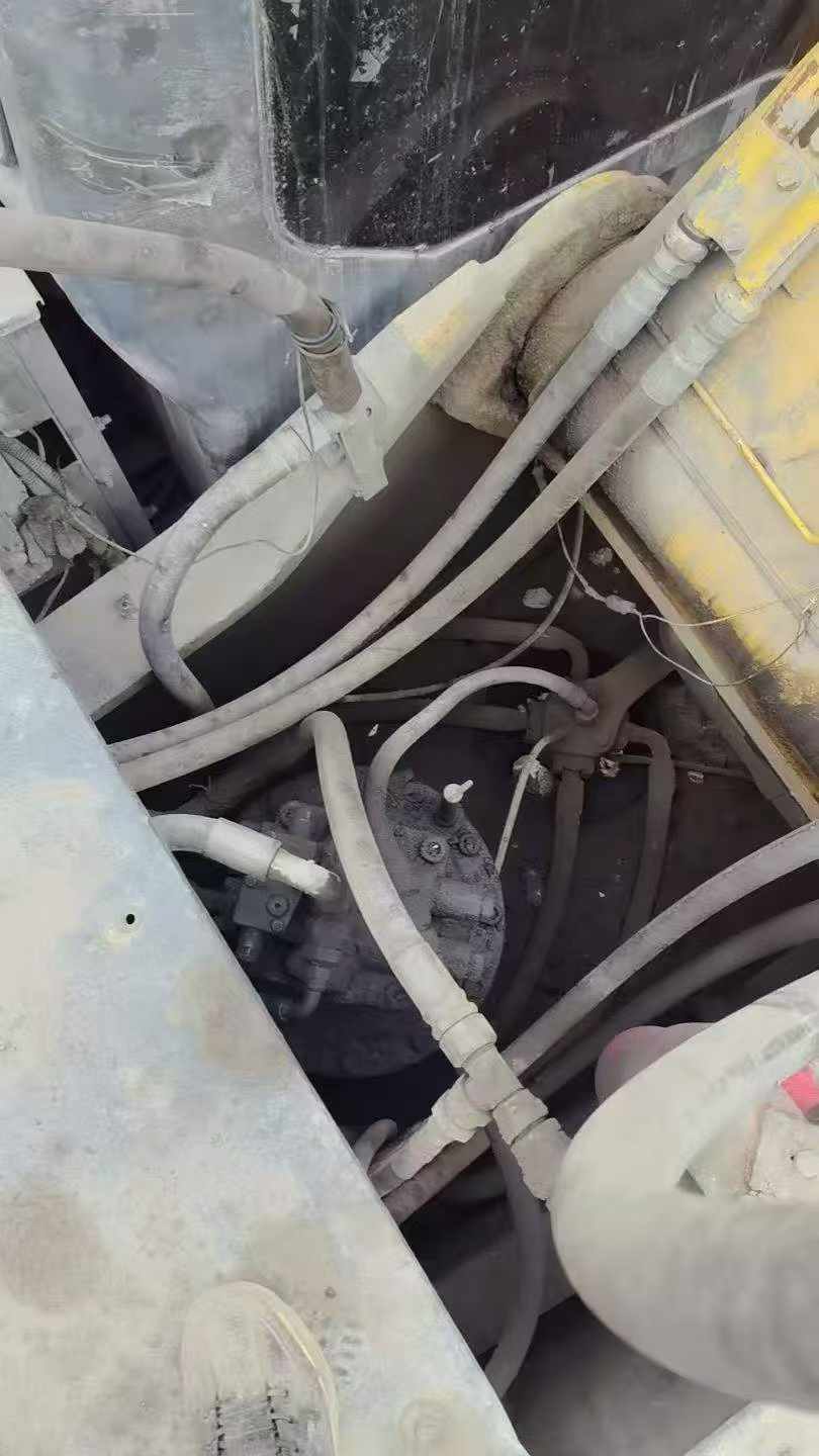 Used Sumitomo SH350-5 Excavator 2016 Model / 4