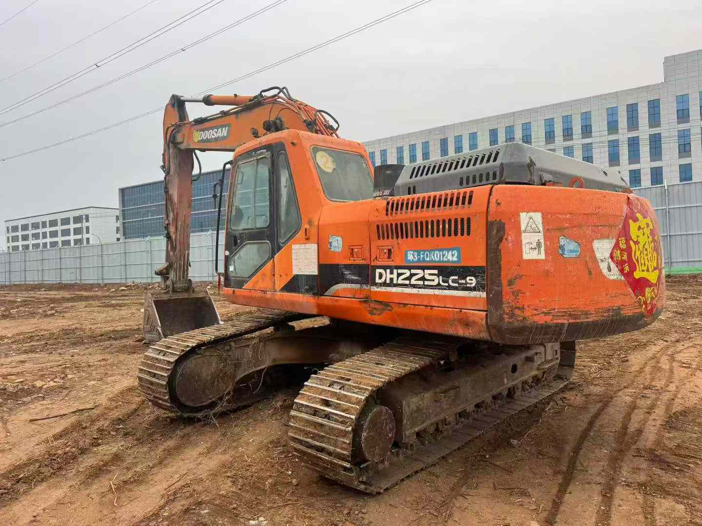 Used Doosan S225 Excavator 2011 Model / 2