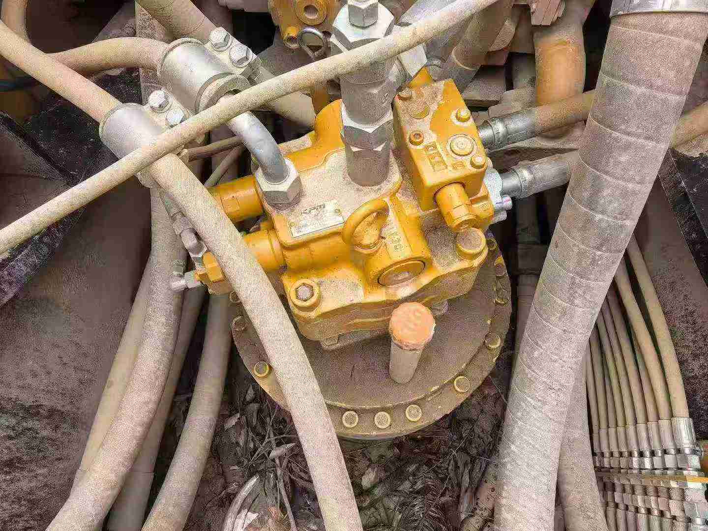 Used Sany SY375H Excavator 2022 Model / 4