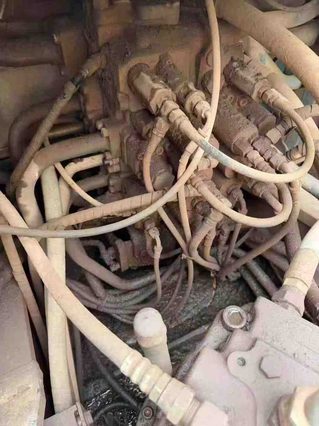 Used Sumitomo SH200-5 Excavator 2012 Model / 6