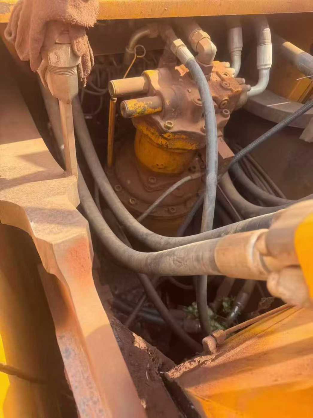 Used Sany SY365C Excavator 2016 Model / 4