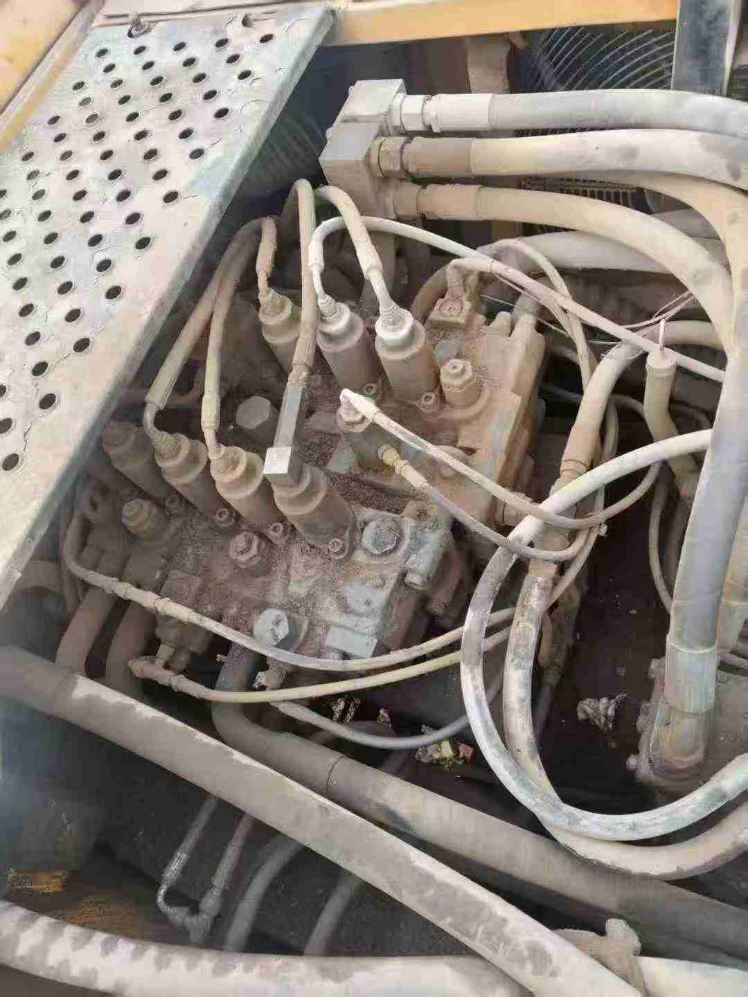 Used Volvo EC480D Excavator 2013 Model / 6