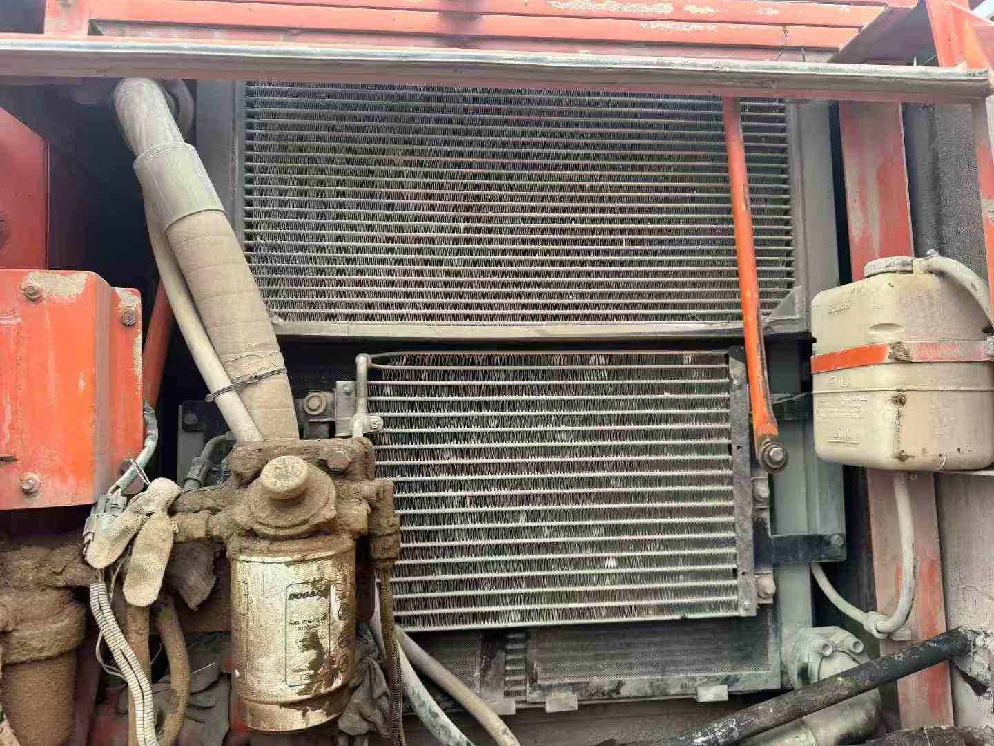 Used Doosan S225 Excavator 2011 Model / 9