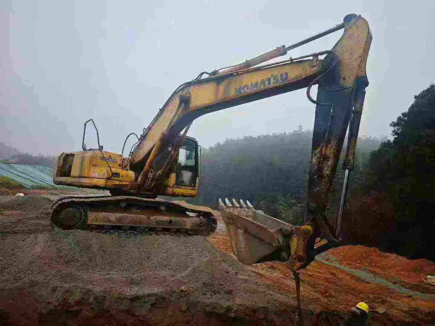 Used Komatsu PC200-7 Excavator 2016 Model / 2