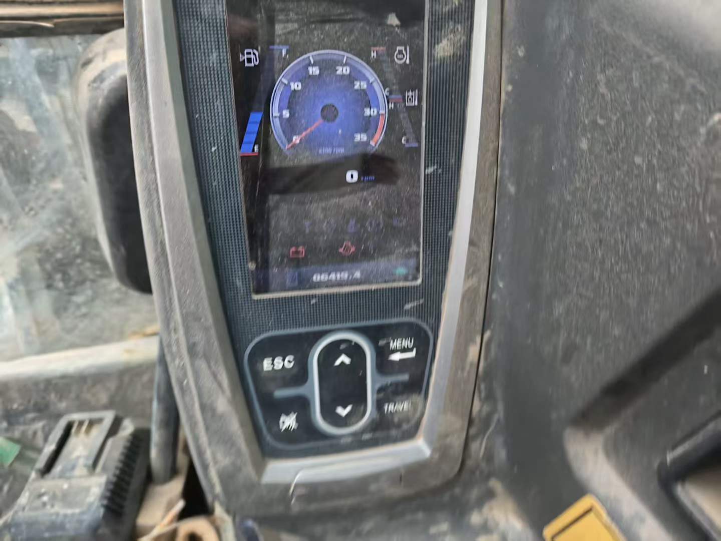 Used Hyundai R 60VS Excavator 2021 Model / 7