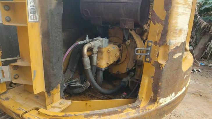 Buy Caterpillar 307B Used Excavator / 1