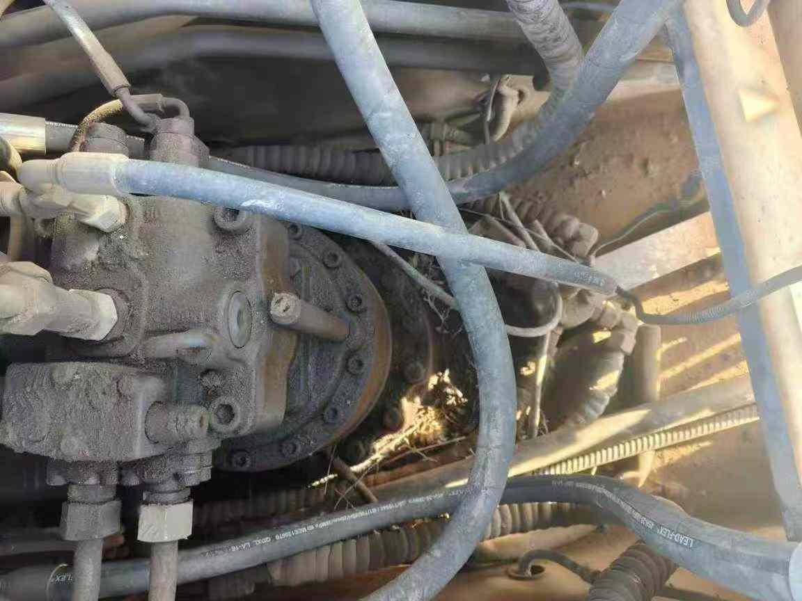 Used XCMG XE265C Excavator 2016 Model / 6