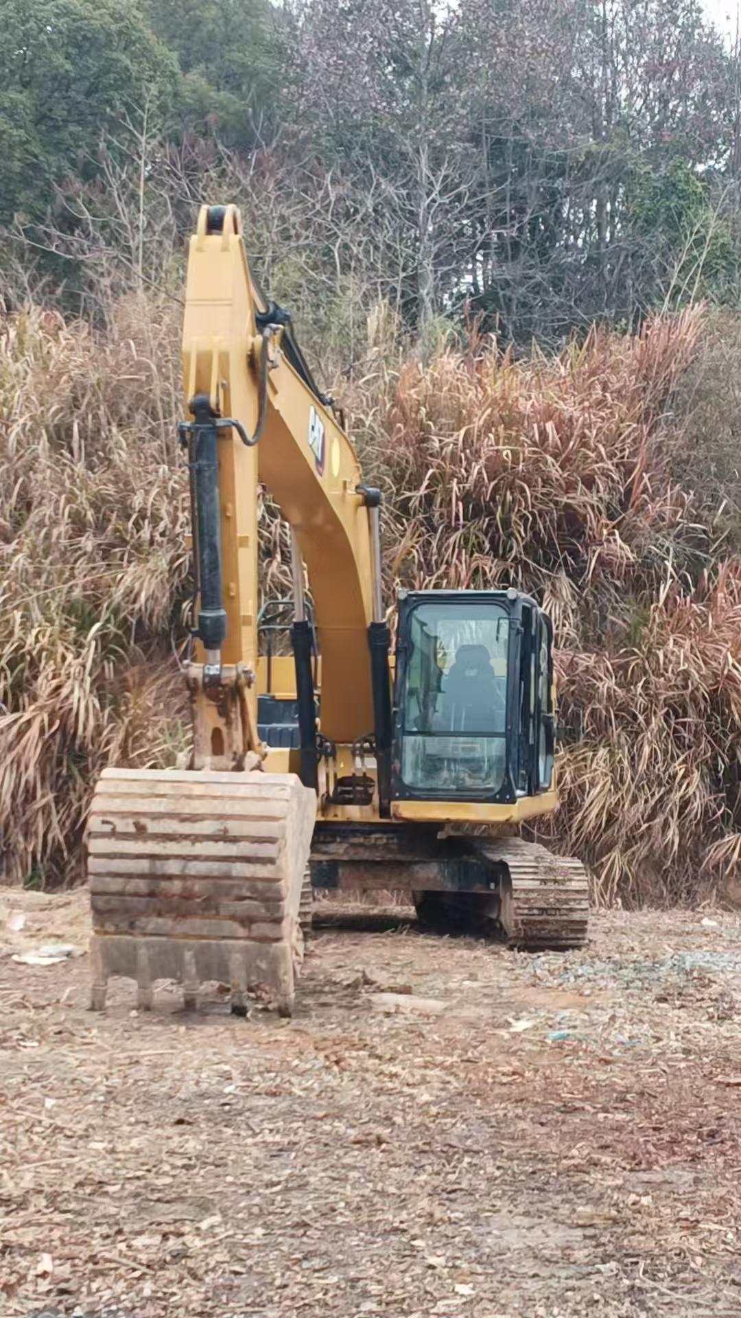 Used Caterpillar 320GC Excavator 2021 Model / 9