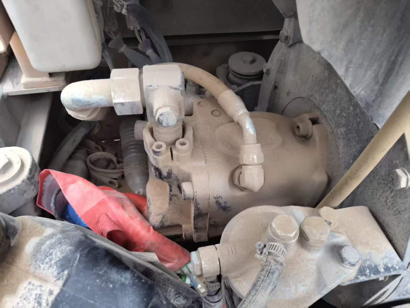 Used Hyundai R 60VS Excavator 2021 Model / 8