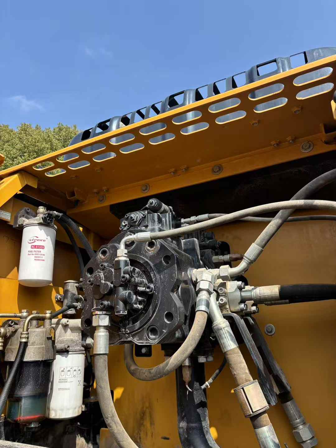 Used Sany SY305C Excavator 2021 Model / 4