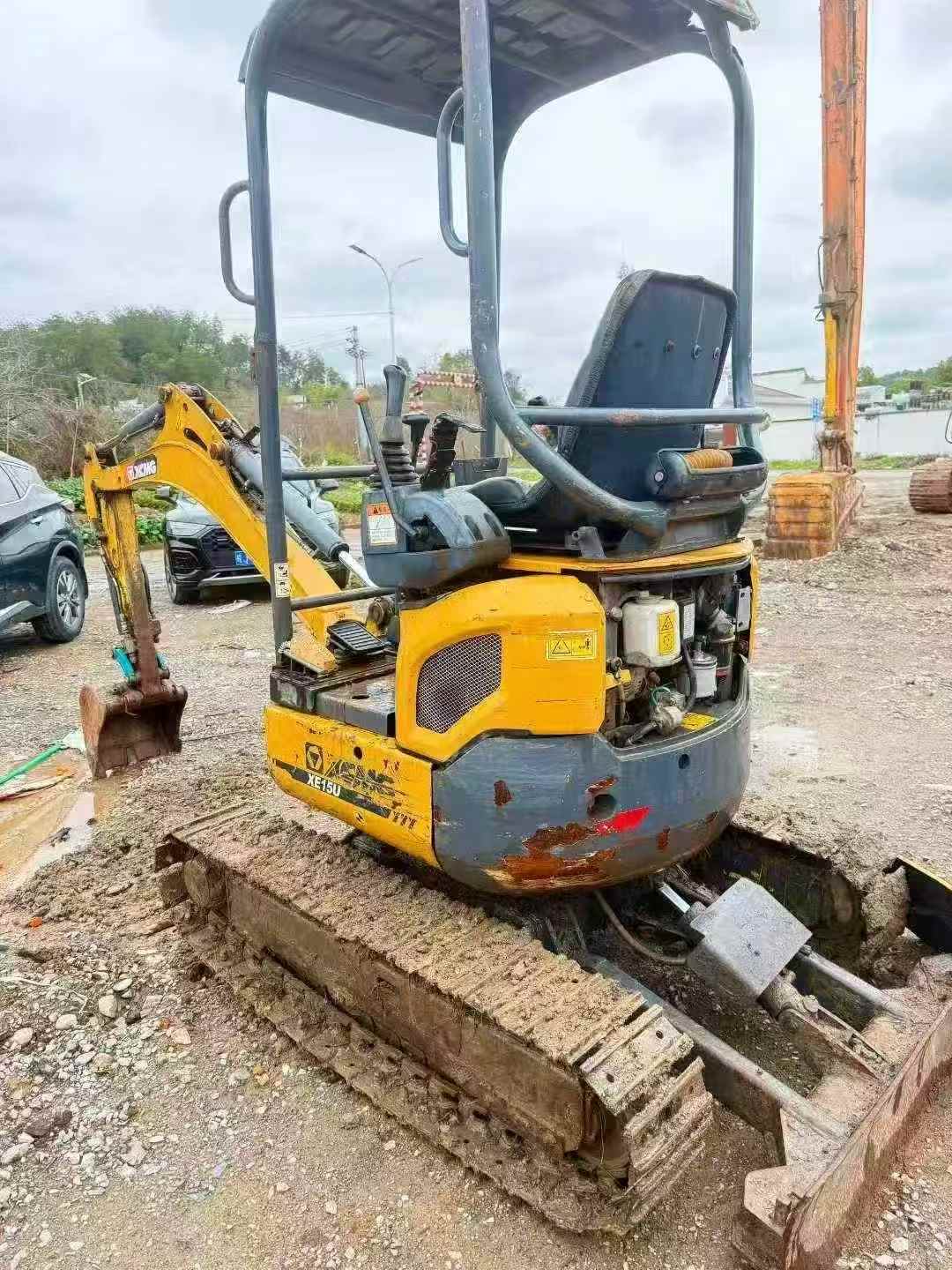 Buy XCMG XE15 Used Excavator
