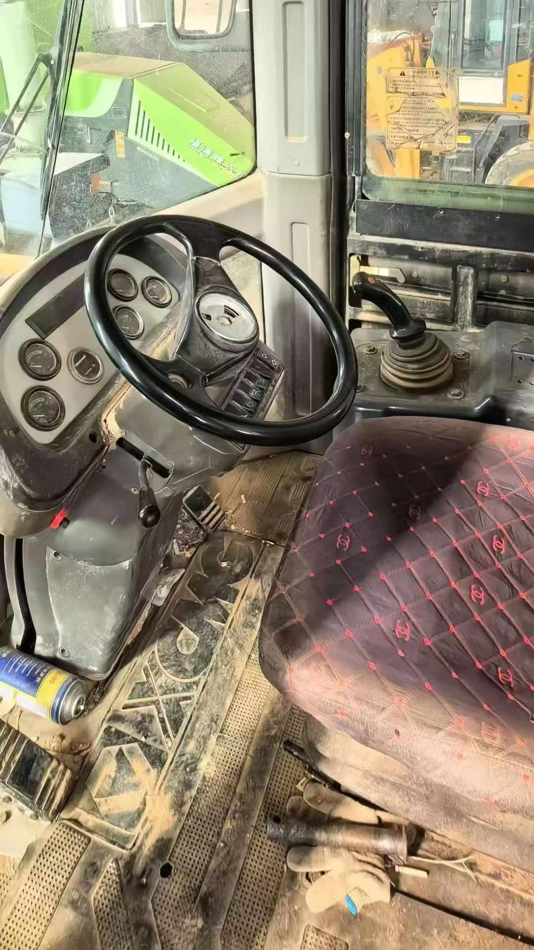 Used XCMG XE50C Loader 2011 Model / 8