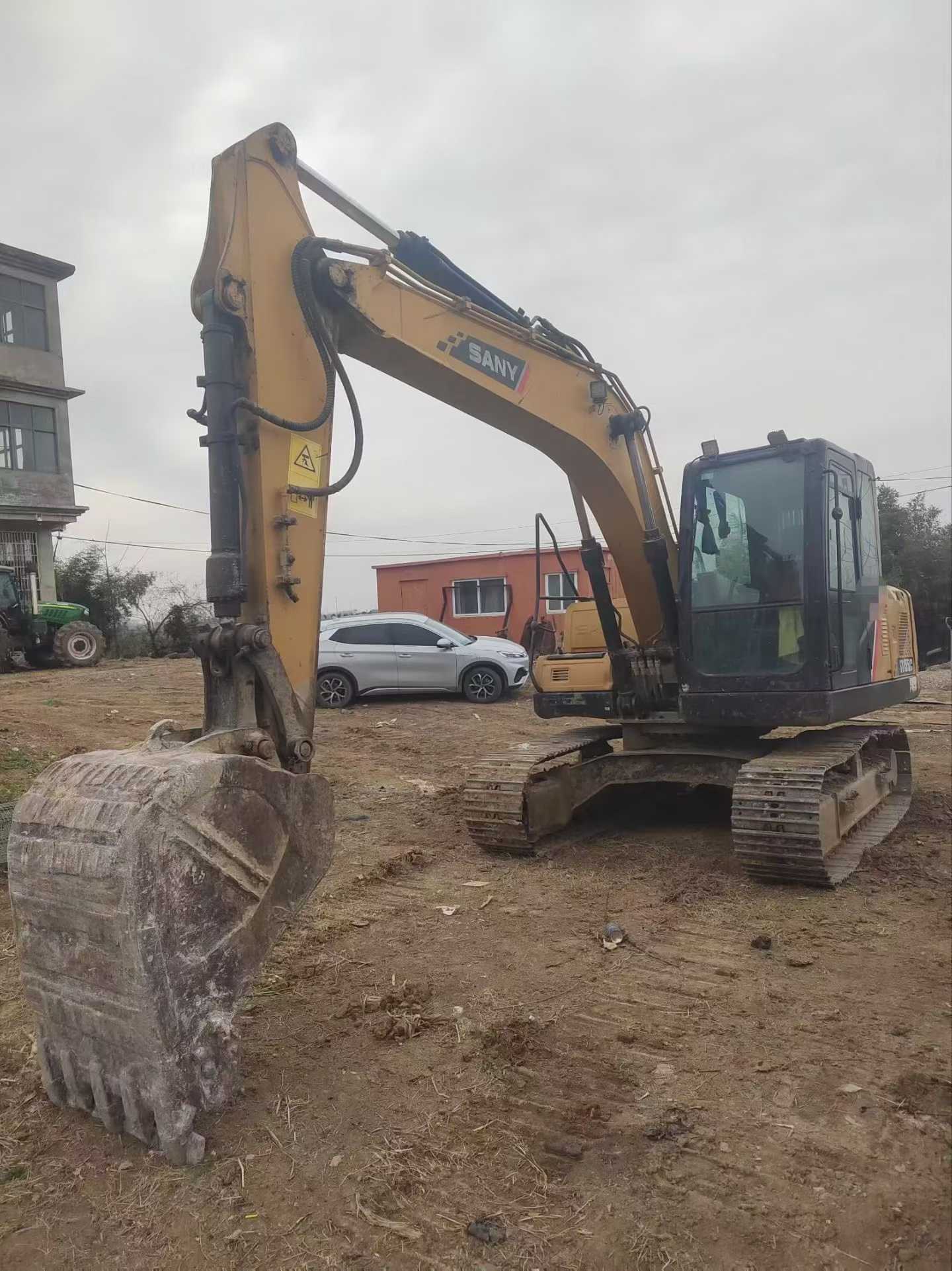 Used Sany SY125C Excavator 2020 Model / 4