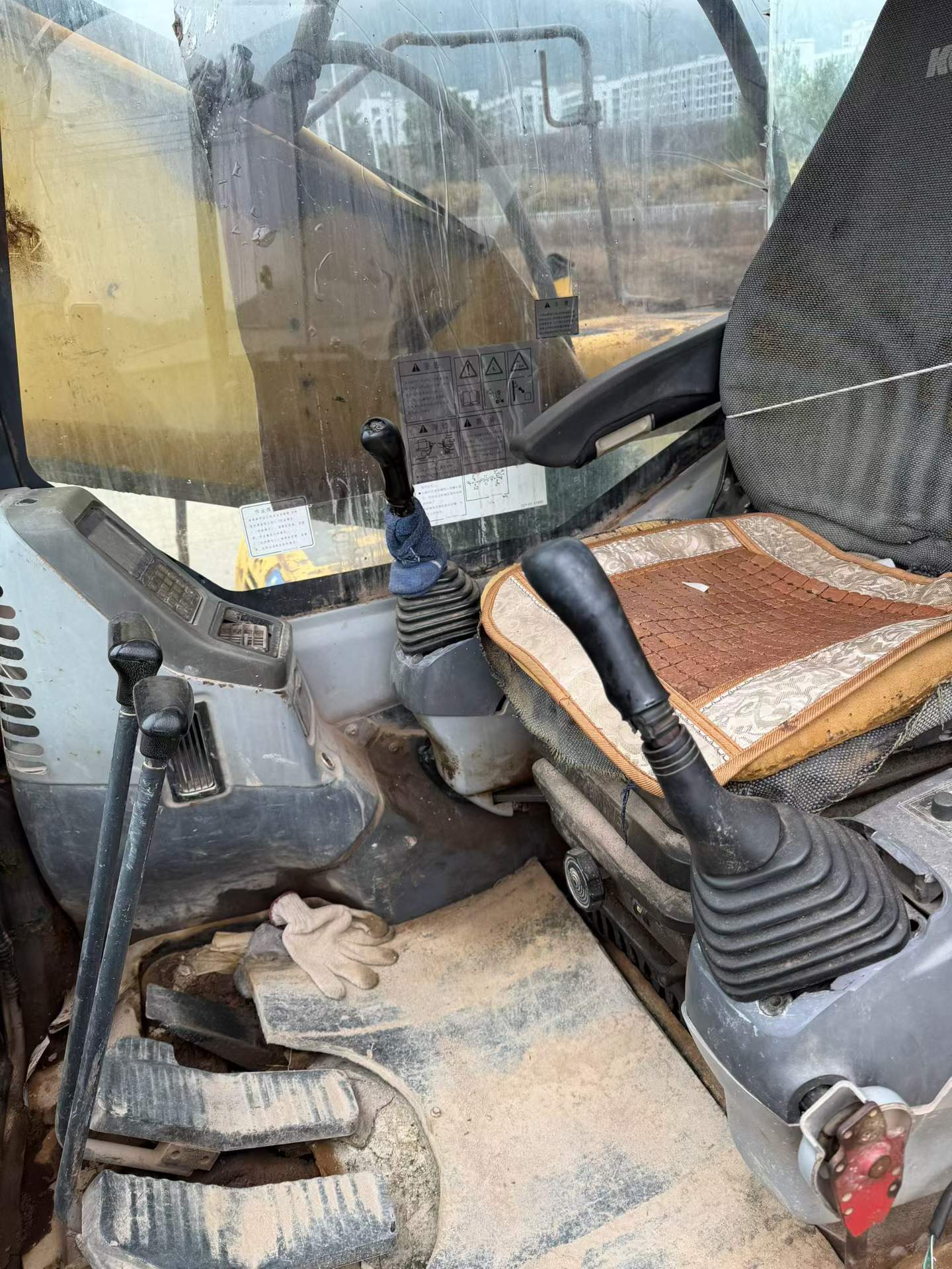 Used Komatsu PC200-7 Excavator 2016 Model / 6