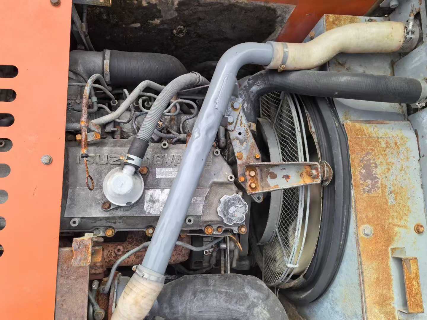 Used Hitachi EX200 Excavator 2016 Model / 7