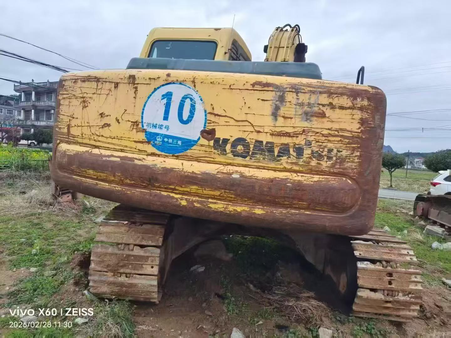 Used Komatsu PC100-6E Excavator 2016 Model / 3