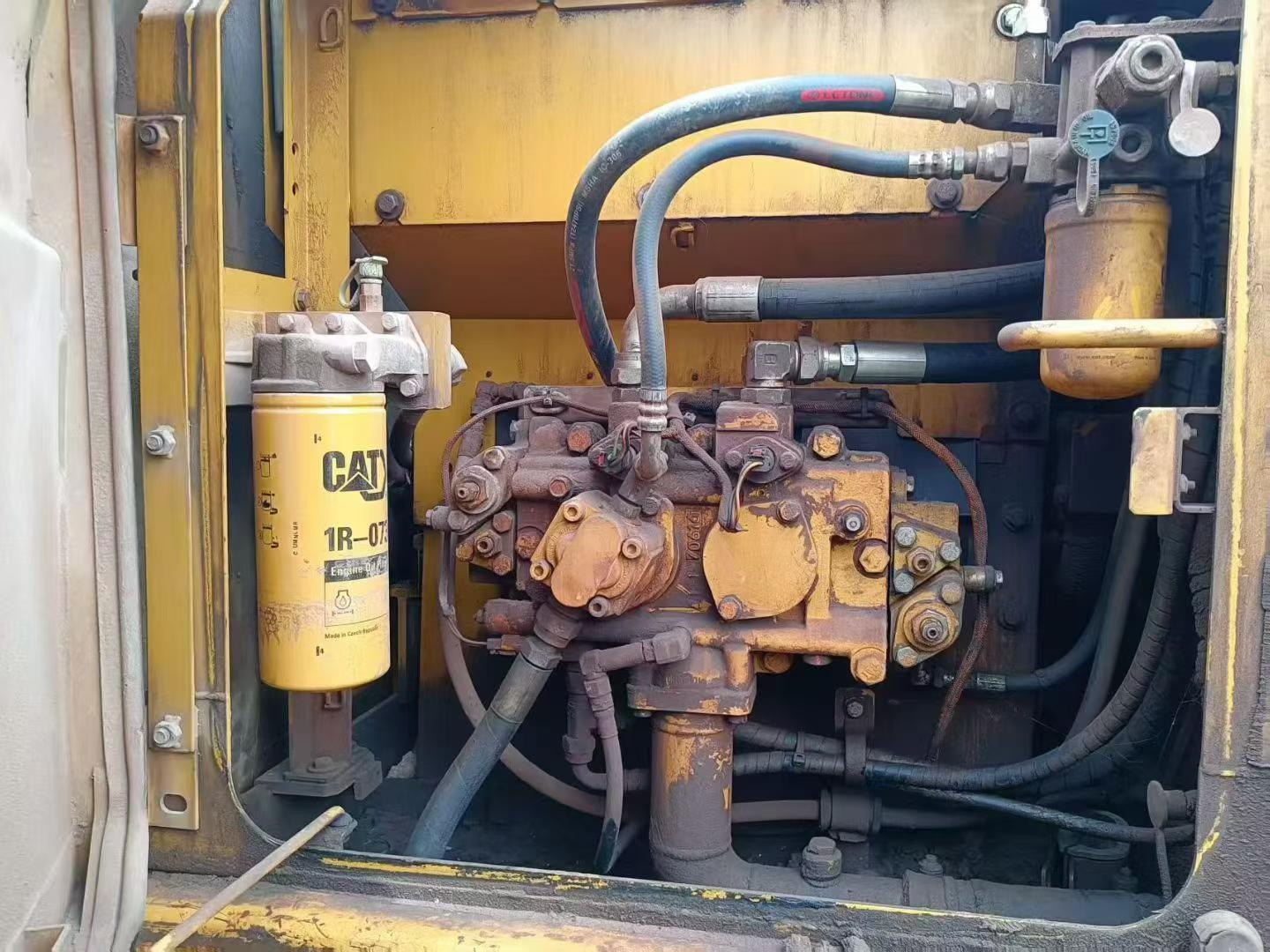 Used Caterpillar M315 Excavator 2013 Model / 8