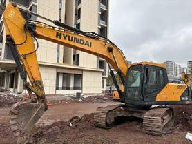 Buy Hyundai R215-7 Used Excavator / 2 Used Hyundai R215-7 Excavator 2020 Model / 2