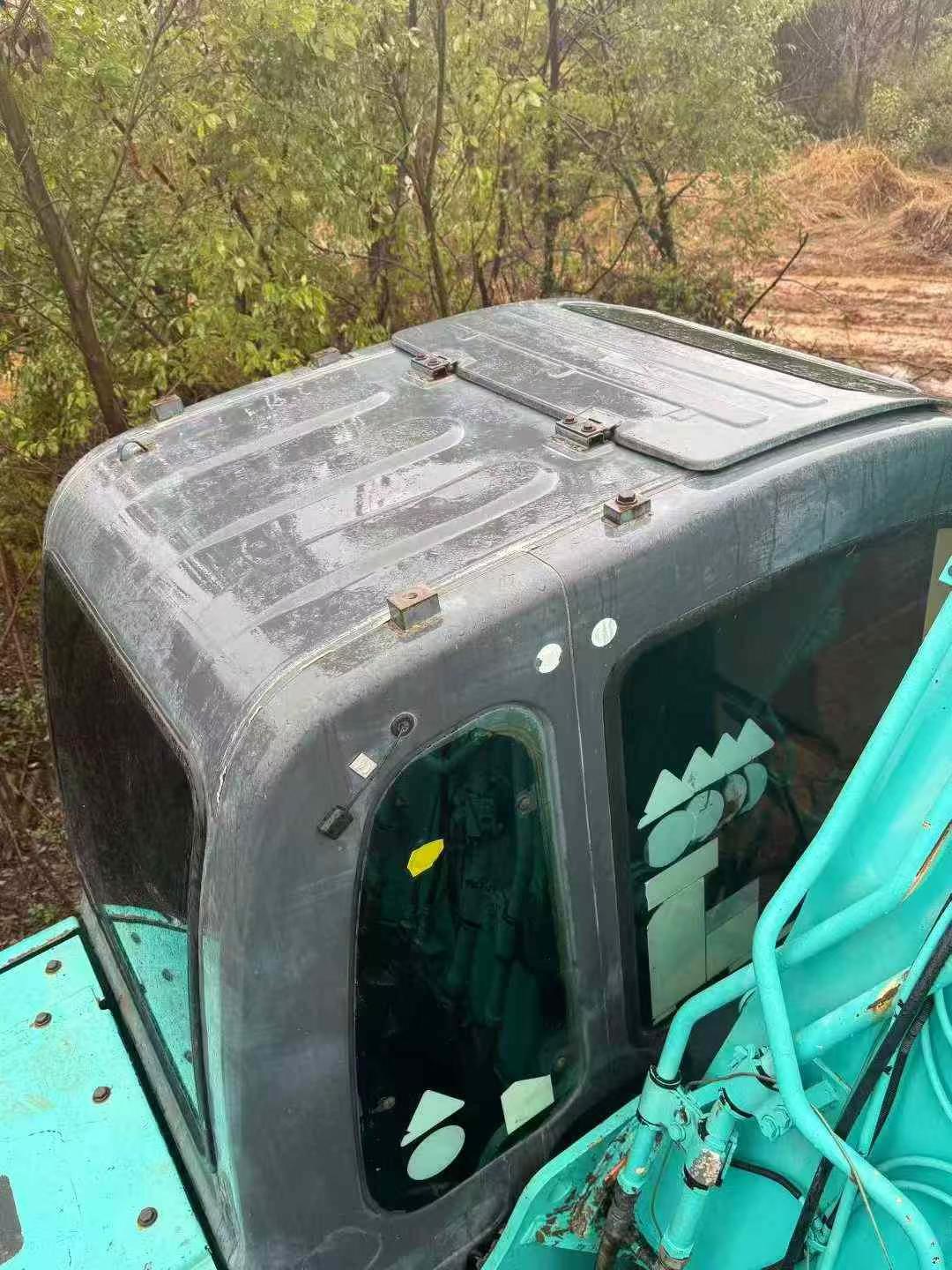 Used Kobelco SK200-2 Excavator 2016 Model / 4