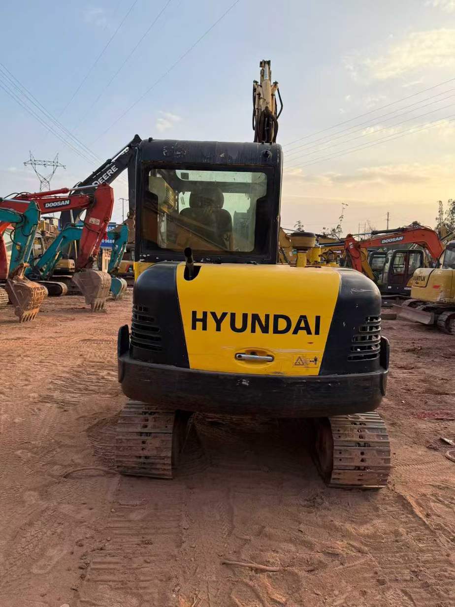 Used Hyundai HX60 Excavator 2013 Model / 6