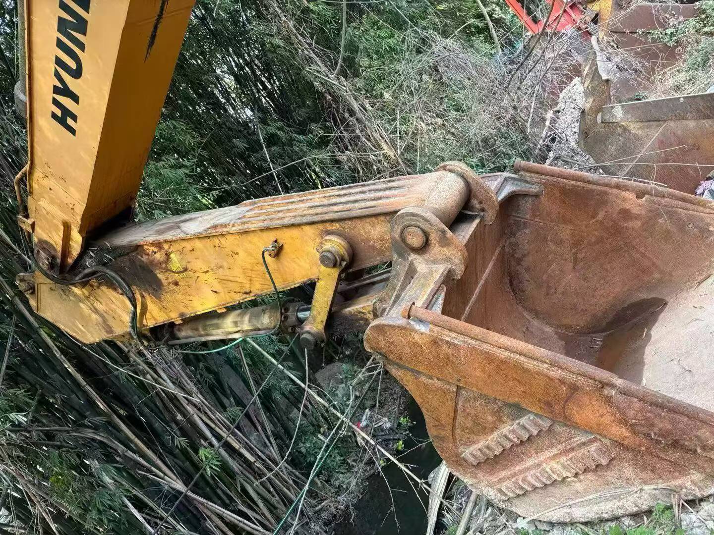 Used Hyundai R485LVS Excavator 2016 Model / 6