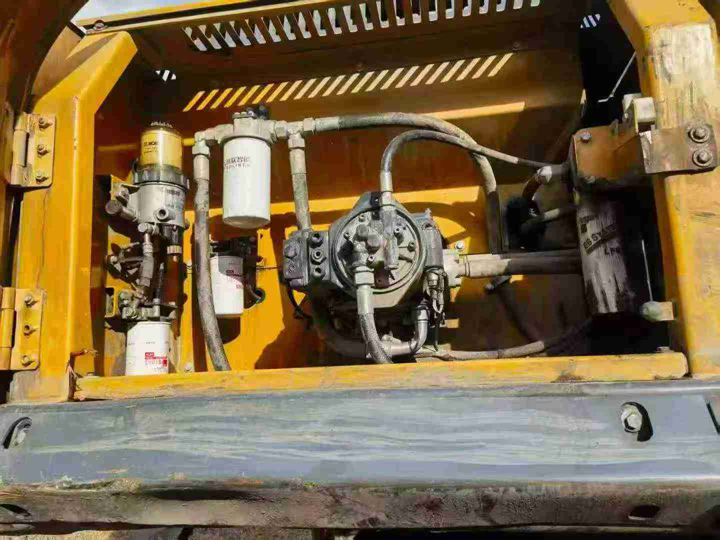 Used XCMG XE380K Excavator 2021 Model / 5