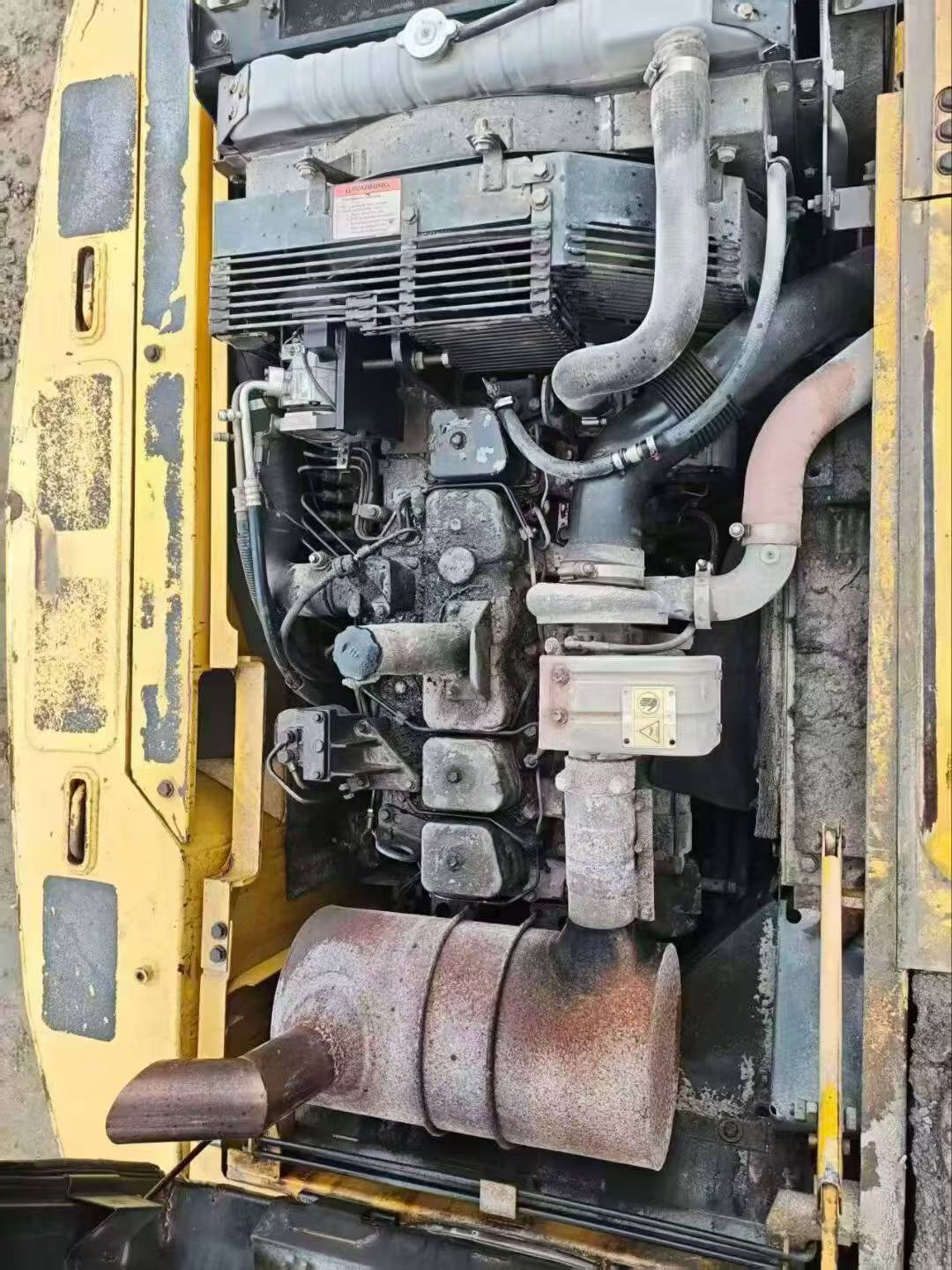 Used Komatsu PC220-7 Excavator 2016 Model / 9