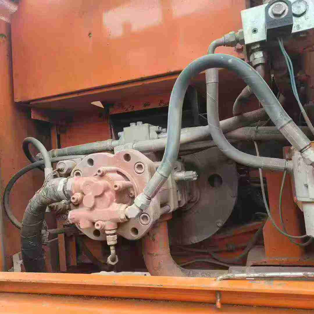 Used Doosan DH150 Excavator 2012 Model / 4