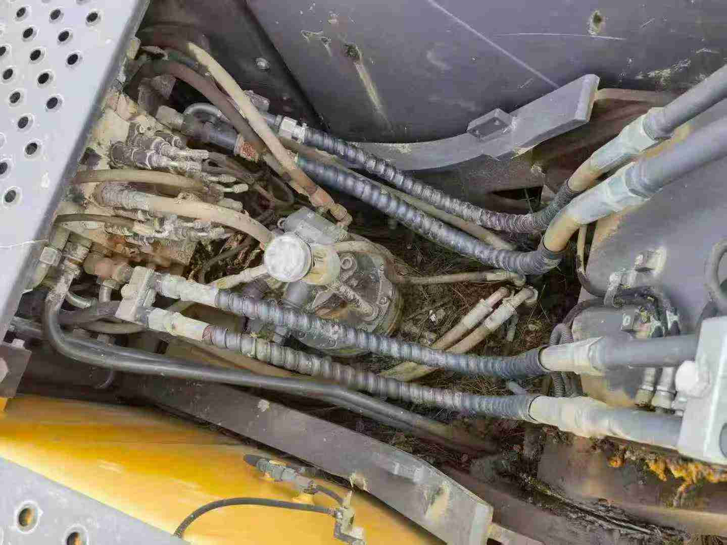 Used Volvo EC120D Excavator 2020 Model / 8