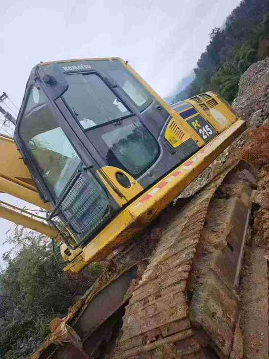Buy Komatsu HB215LC-1 Used Excavator / 1