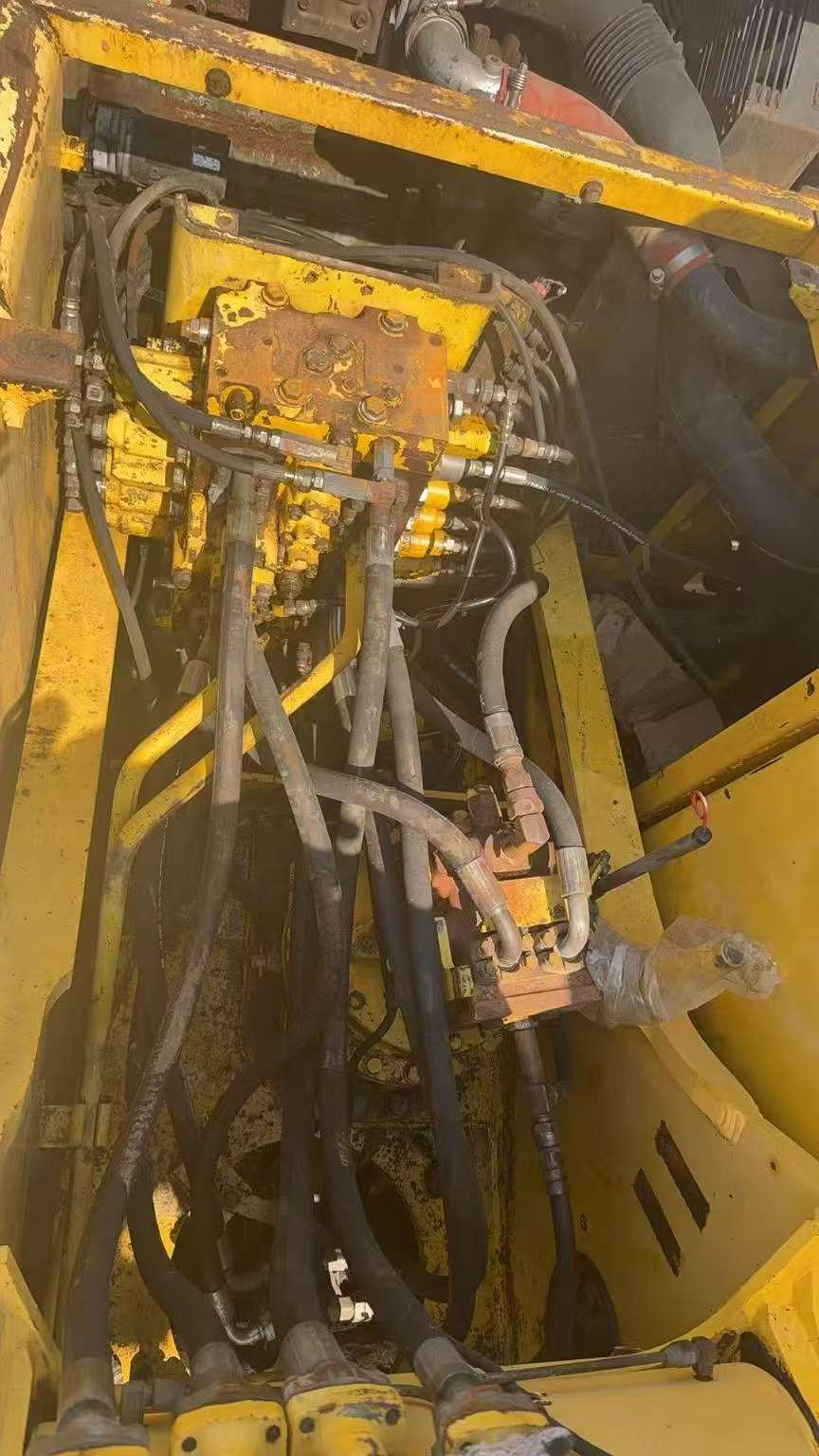 Used Komatsu PC200-7 Excavator 2016 Model / 5