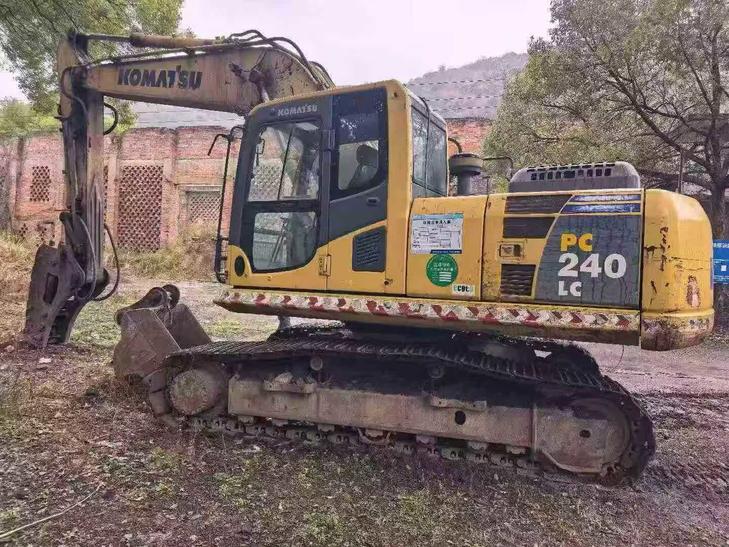 Buy Komatsu PC210 Used Excavator / 1