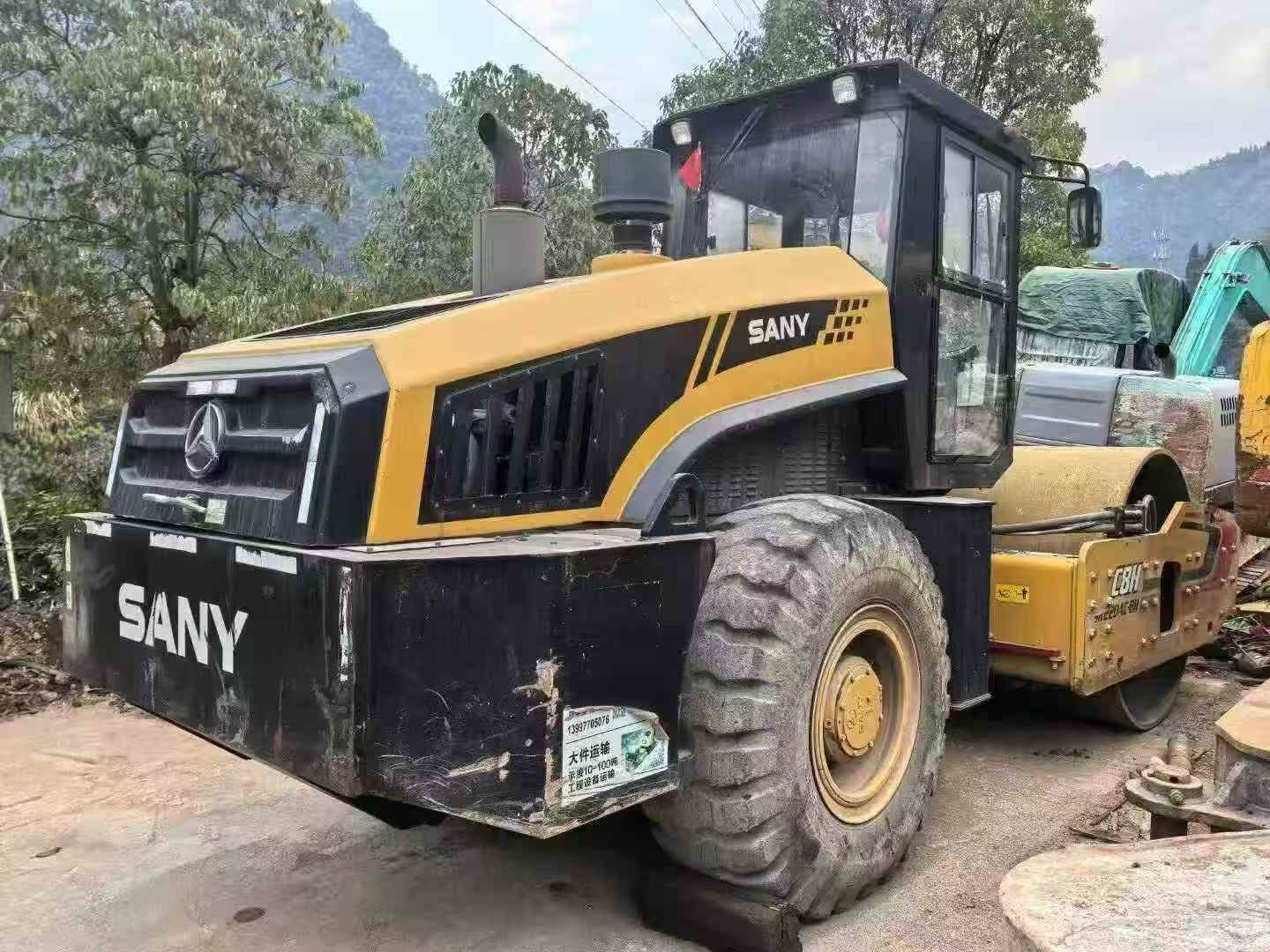 Used Sany SY220C Excavator 2020 Model / 2