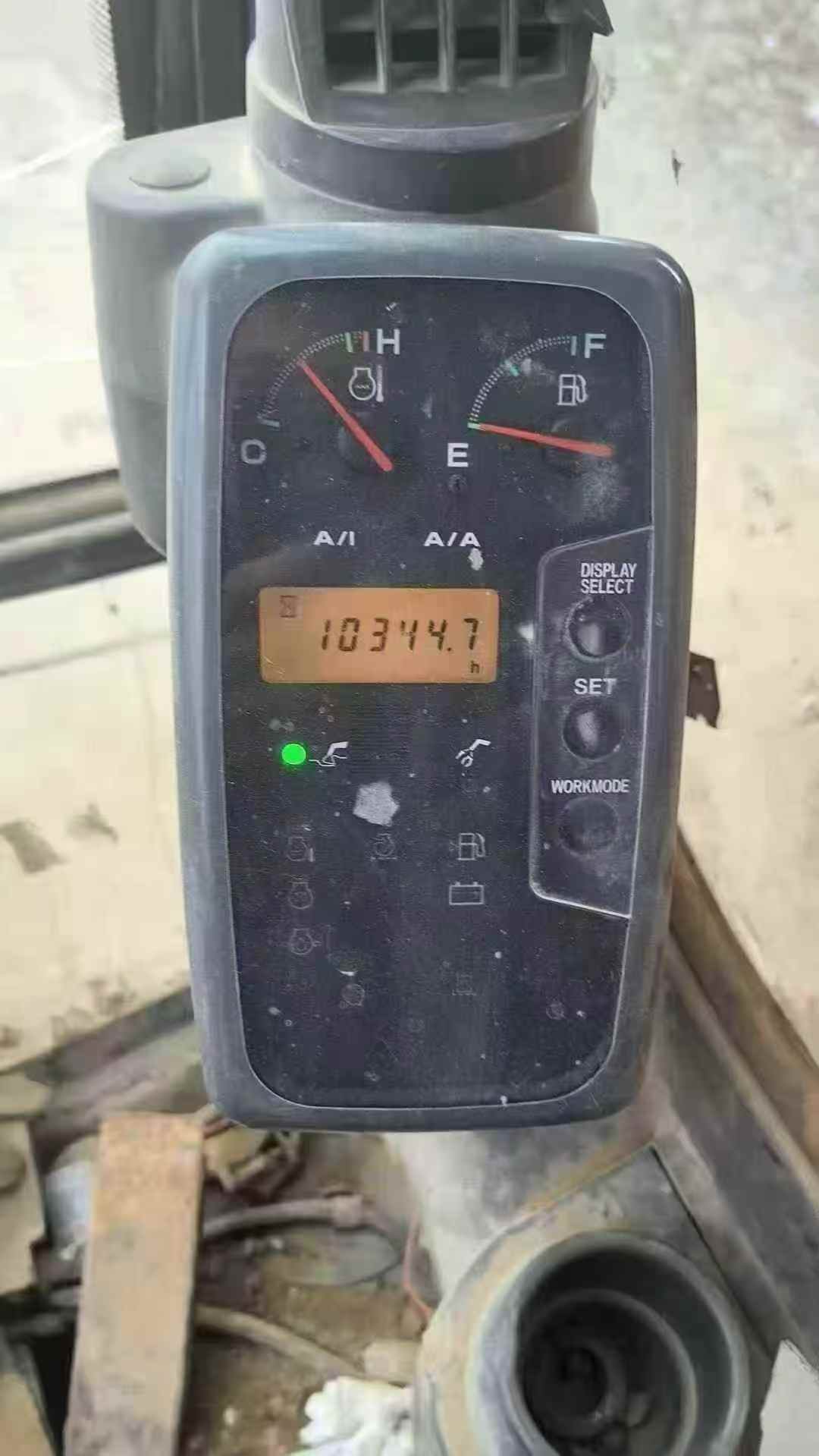 Used Hitachi ZX330-3G Excavator 2010 Model / 2