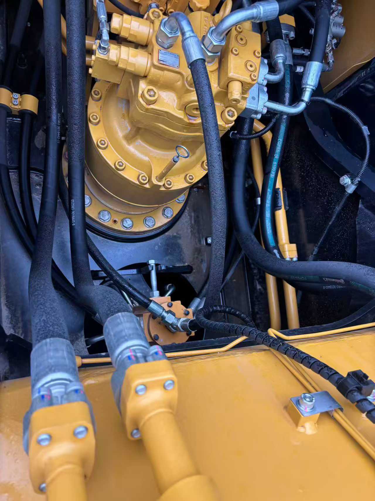 Used Sany SY245H Excavator 2025 Model / 8