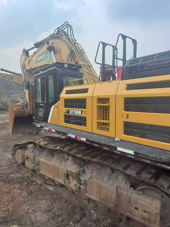 Buy Sany SY750H Used Excavator / 1