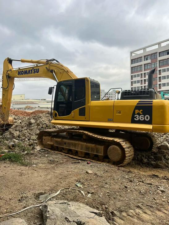 Buy Komatsu PC360-7 Used Excavator / 1