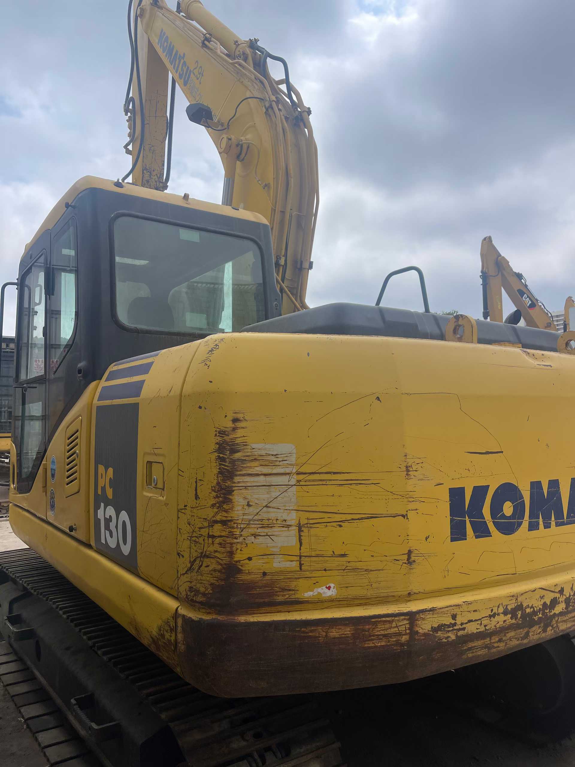 Used Komatsu PC130-7K Excavator 2016 Model / 2