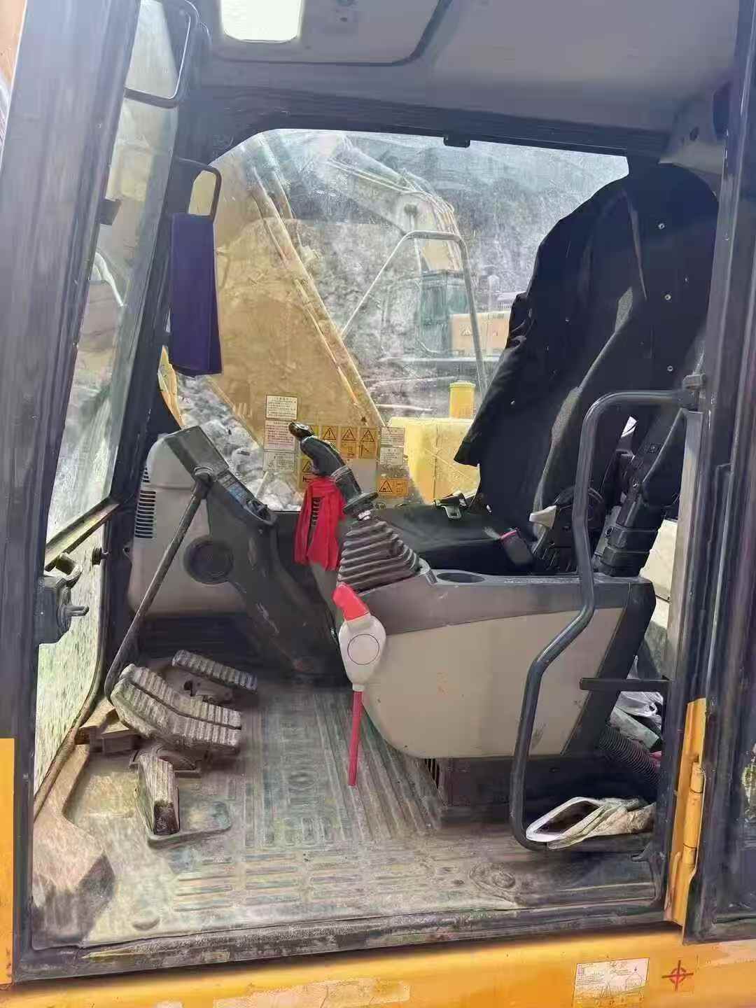 Used Komatsu PC130-8 Excavator 2019 Model / 4