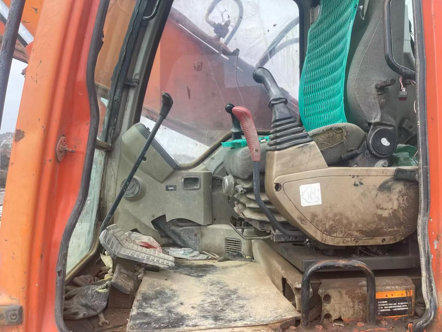 Used Doosan DH215-9 Excavator 2016 Model / 8