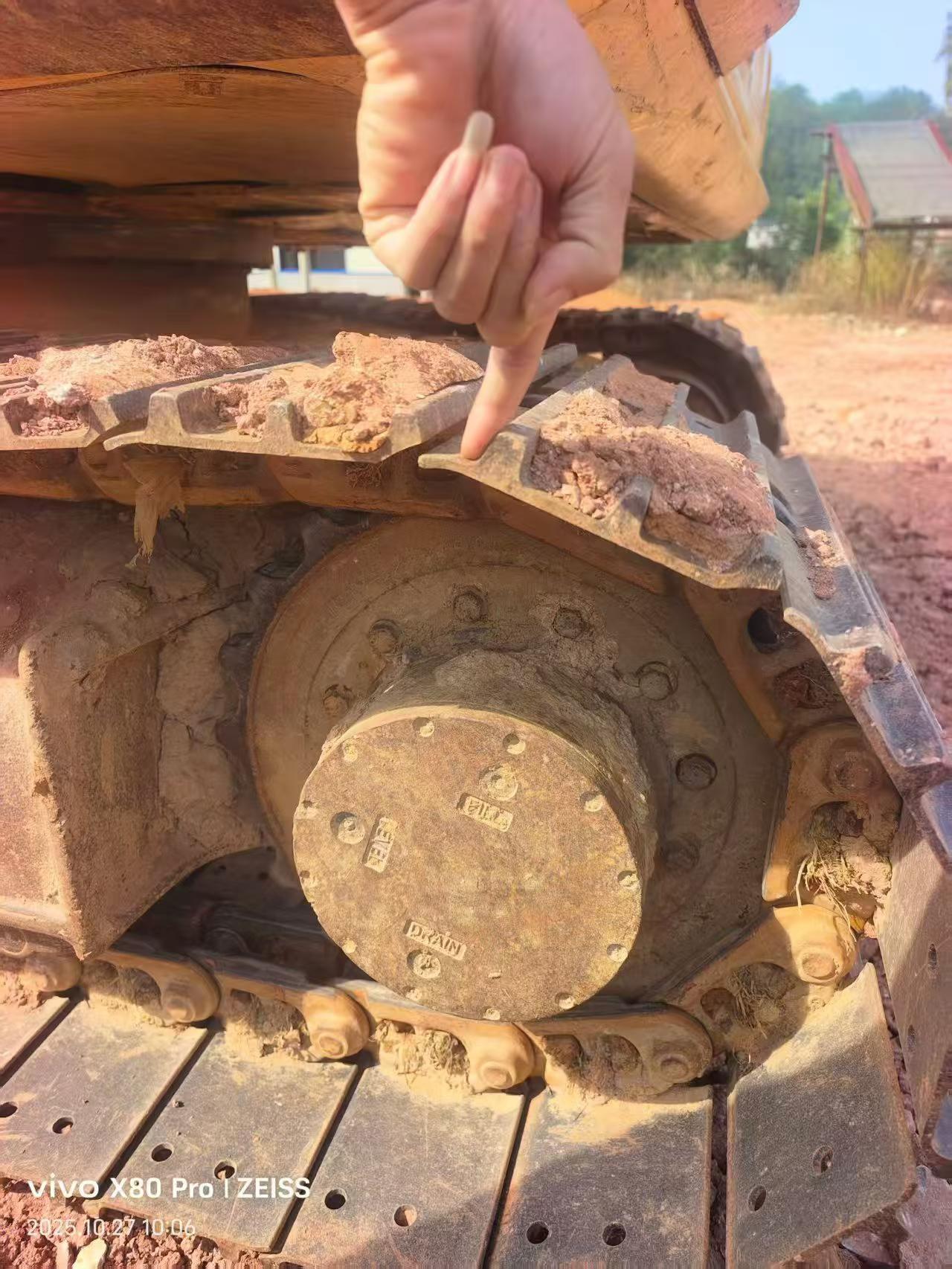 Used Komatsu PC70-8 Excavator 2013 Model / 9