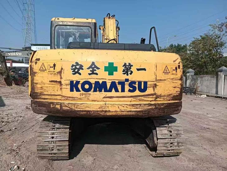 Buy Komatsu PC130-7 Used Excavator / 1