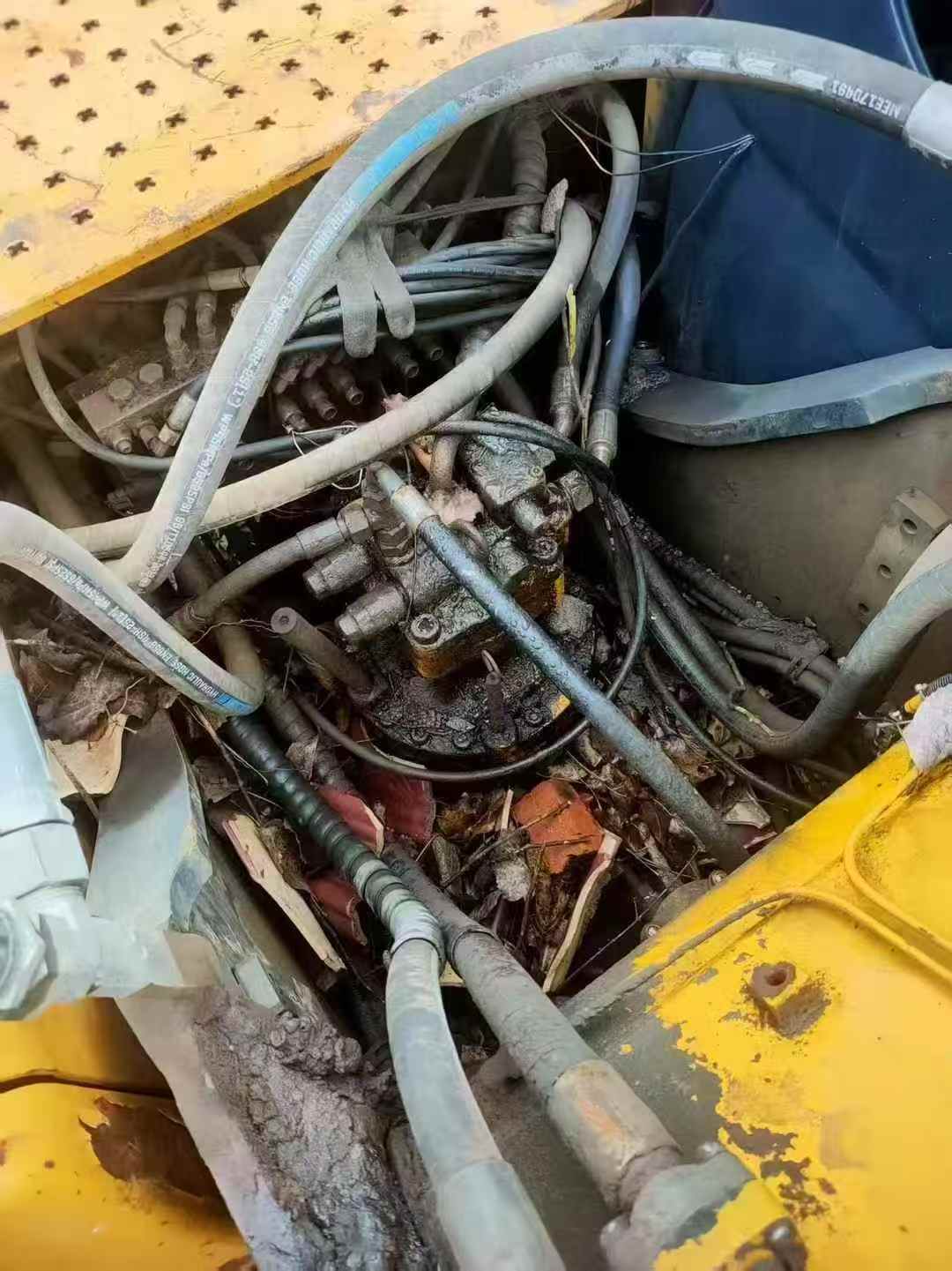 Used Sany SY215C-8 Excavator 2016 Model / 3