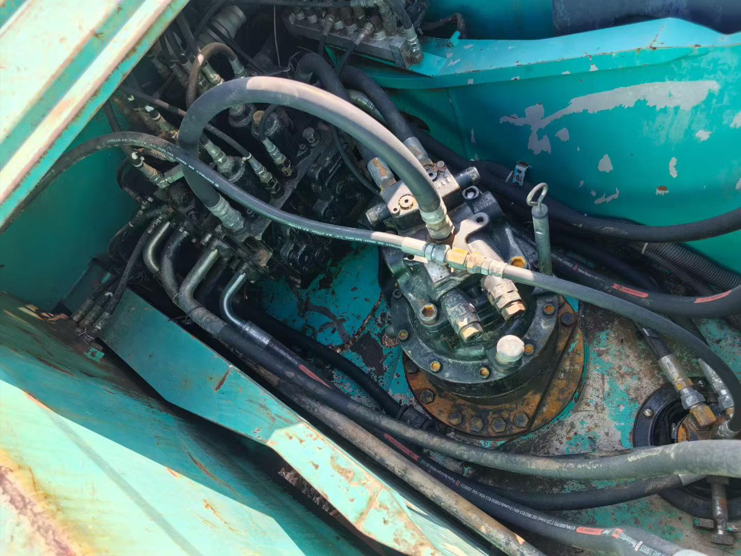 Used Kobelco SK210-6 Excavator 2016 Model / 6