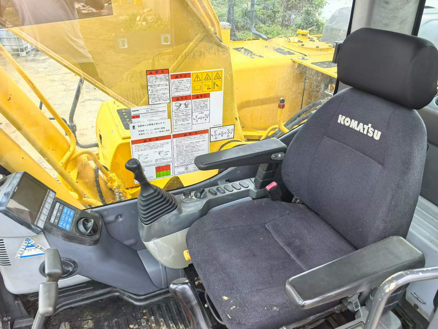 Used Komatsu PC200-8N1 Excavator 2012 Model / 9