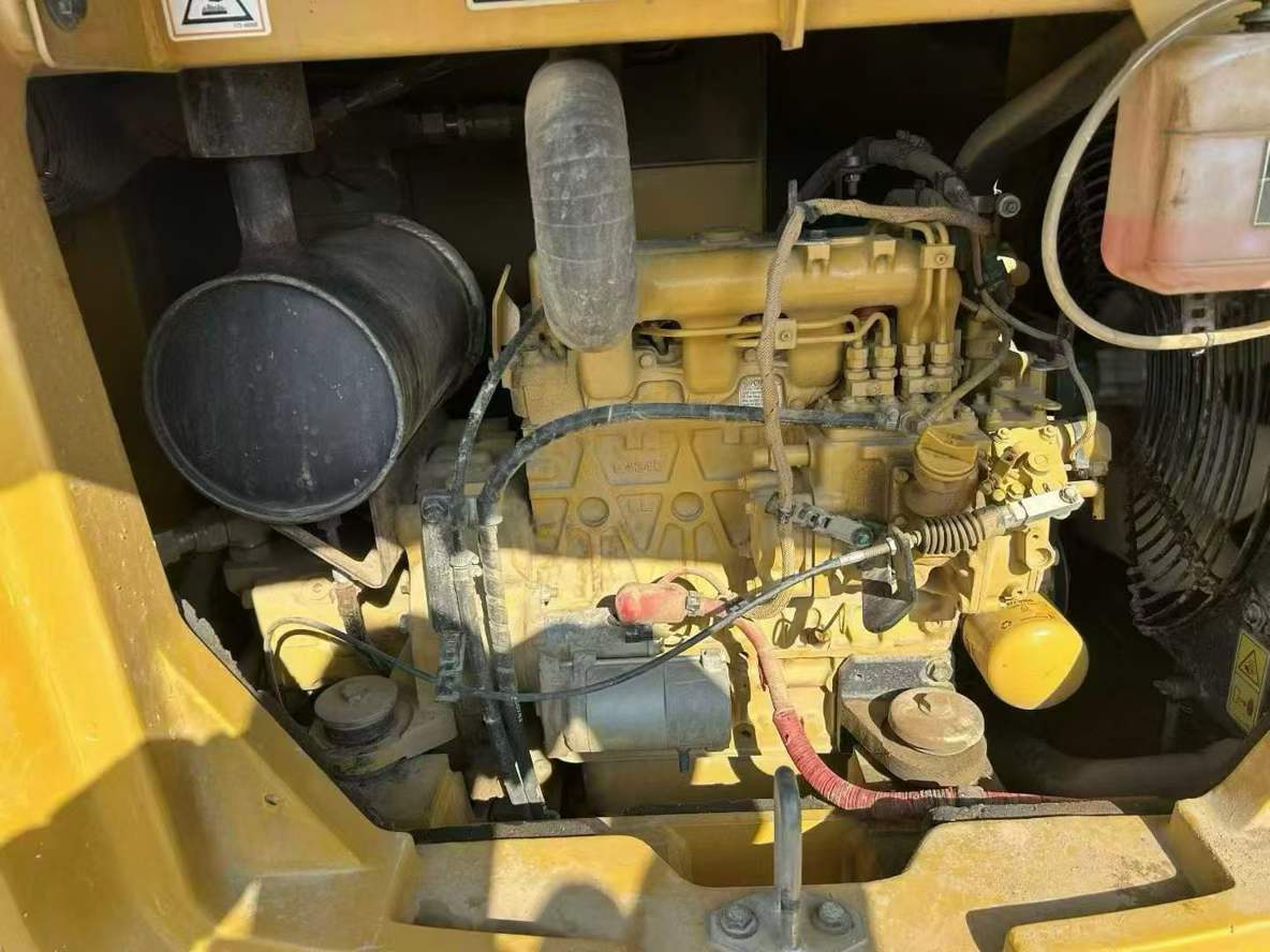 Used Caterpillar 305.5 Excavator 2018 Model / 5