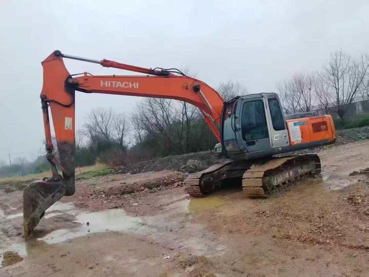 Buy Hitachi EX200 Used Excavator / 1