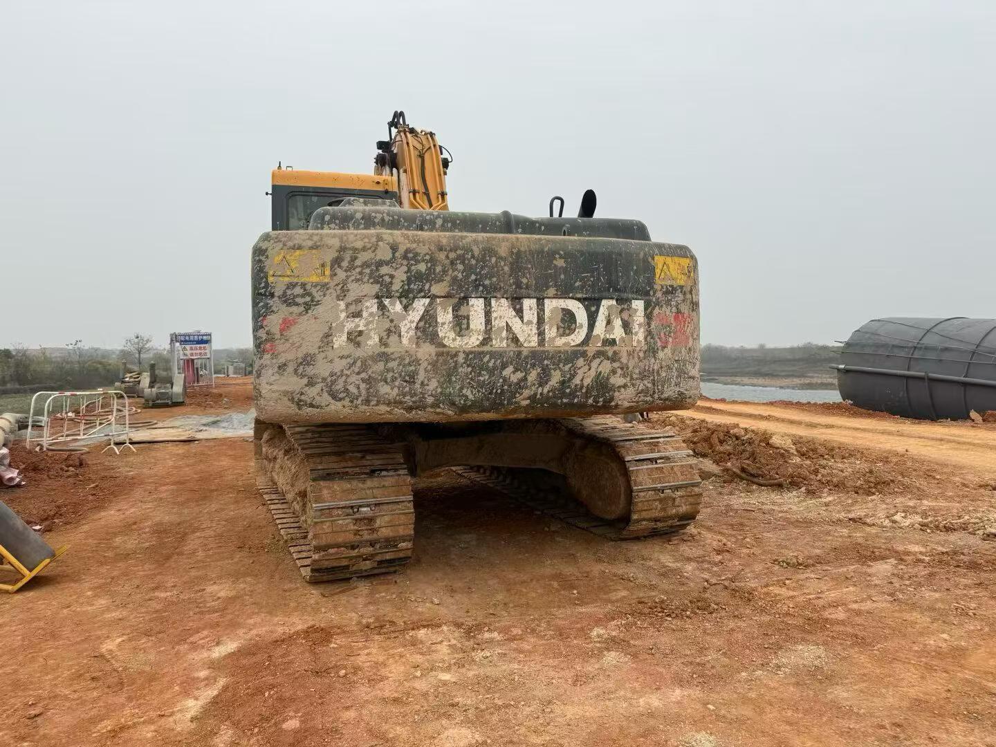 Used Hyundai R215-7 Excavator 2016 Model / 9