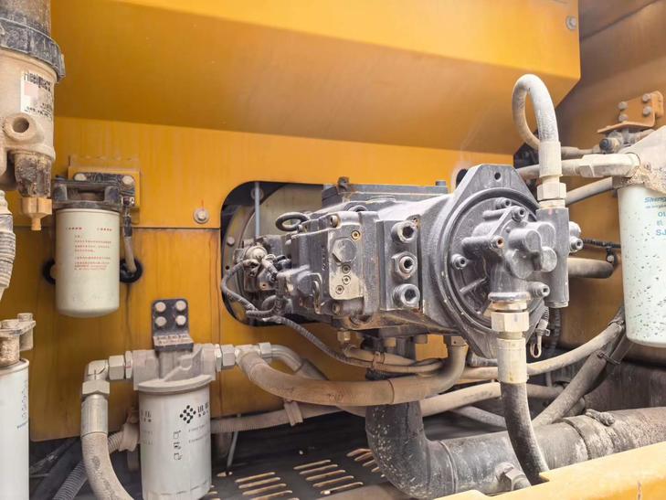 Buy XCMG XE380K Used Excavator / 1